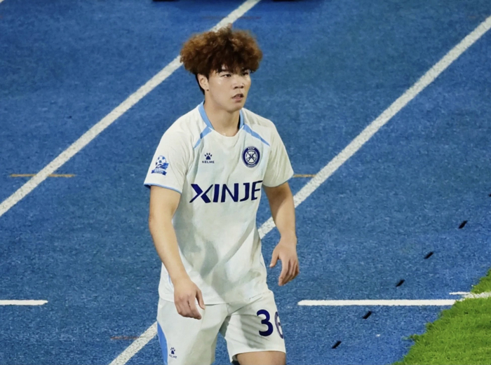 唐瑞中甲爆发引关注 泰山年轻球员培养困境凸显