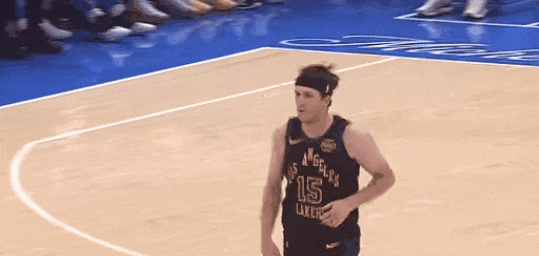 雷霆以压倒性优势大胜湖人，亚历山大与卢卡对