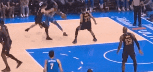 雷霆以压倒性优势大胜湖人，亚历山大与卢卡对