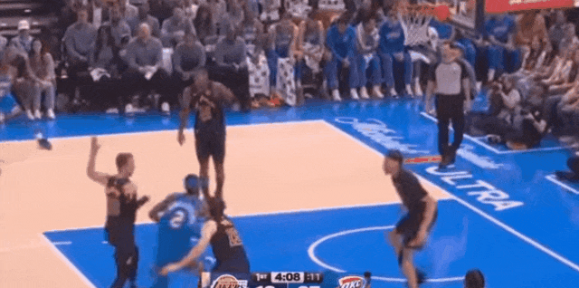 雷霆以压倒性优势大胜湖人，亚历山大与卢卡对